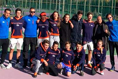 Campeones 21 años consecutivos la Liga Juvenil de Madrid de tenis