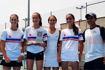 Nuevo triunfo: Campeonato de Madrid por Equipos Infantiles Femeninos. Escuela de Alto Rendimiento de Tenis