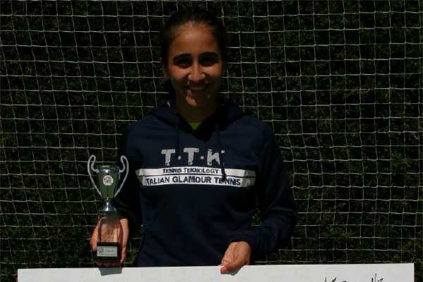 Marina Benito, alumna de la escuela de alto rendimiento de tenis de la universidad europea, se proclama campeona de Madrid cadete por segundo año consecutivo