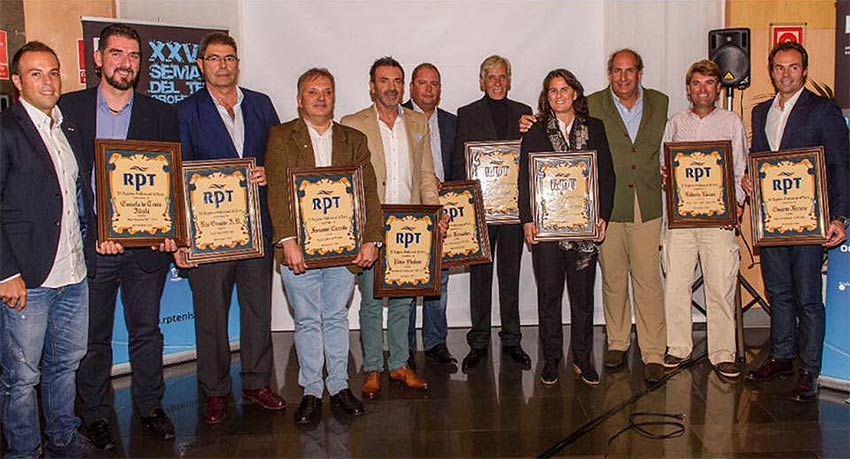 Pedro Huelves galardonado en los premios RPT 2016