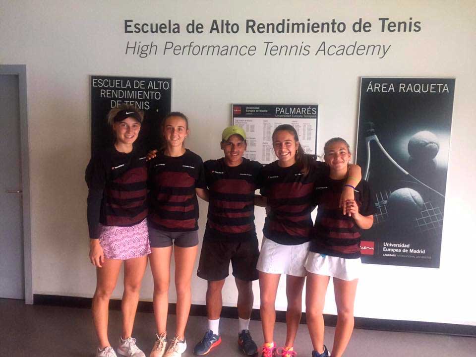 Los equipos cadetes de tenis de la UEM, campeones de Madrid