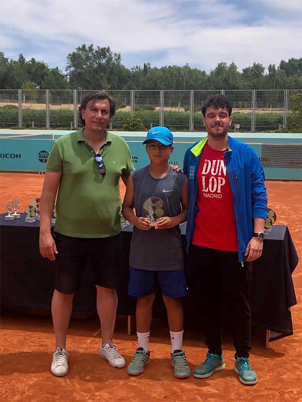 Excelentes resultados de la Escuela de Alto Rendimiento de Tenis en el Torneo Nacional VI Open Caja Mágica
