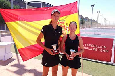 Gran semana de nuestros jugadores en el campeonato de España Junior de tenis