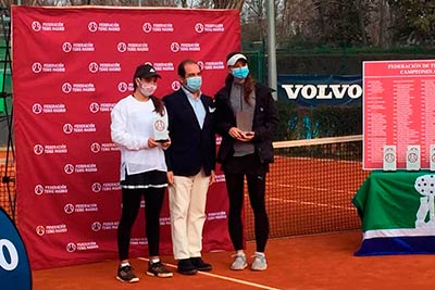 Lidia González, finalista en dobles, en el Campeonato de Madrid Absoluto