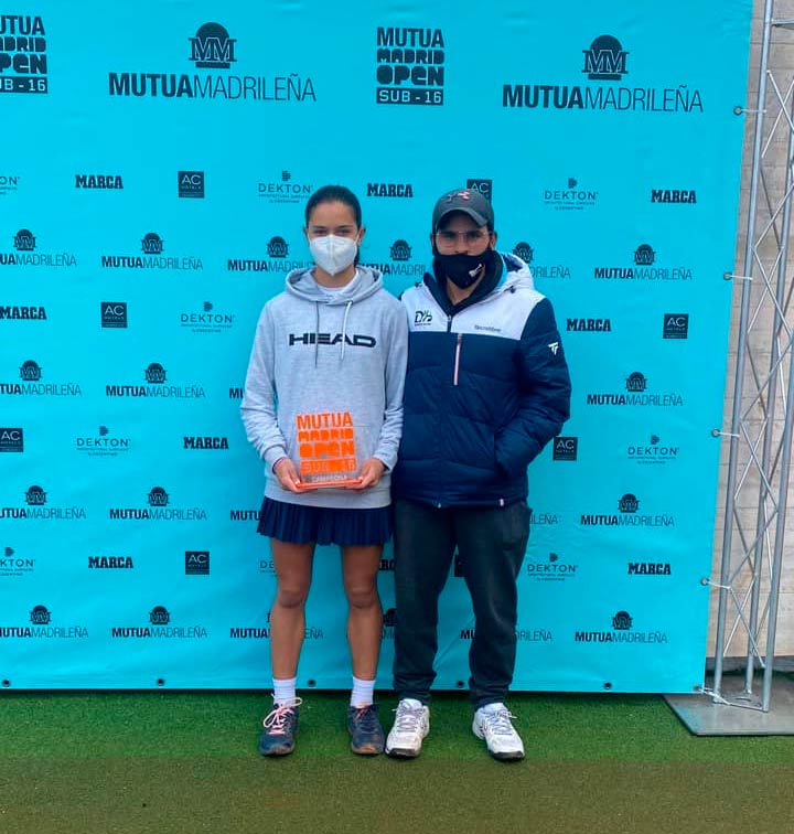 Nuestra alumna campeona María García clasificada para la final. Escuela de Alto Rendimiento de Tenis
