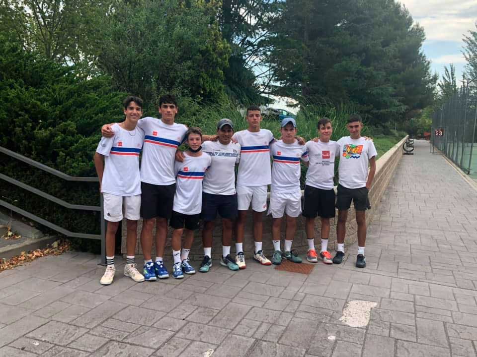 Nuestro equipo cadete masculino se clasifica para el Campeonato de España. Escuela de Alto Rendimiento de Tenis  
