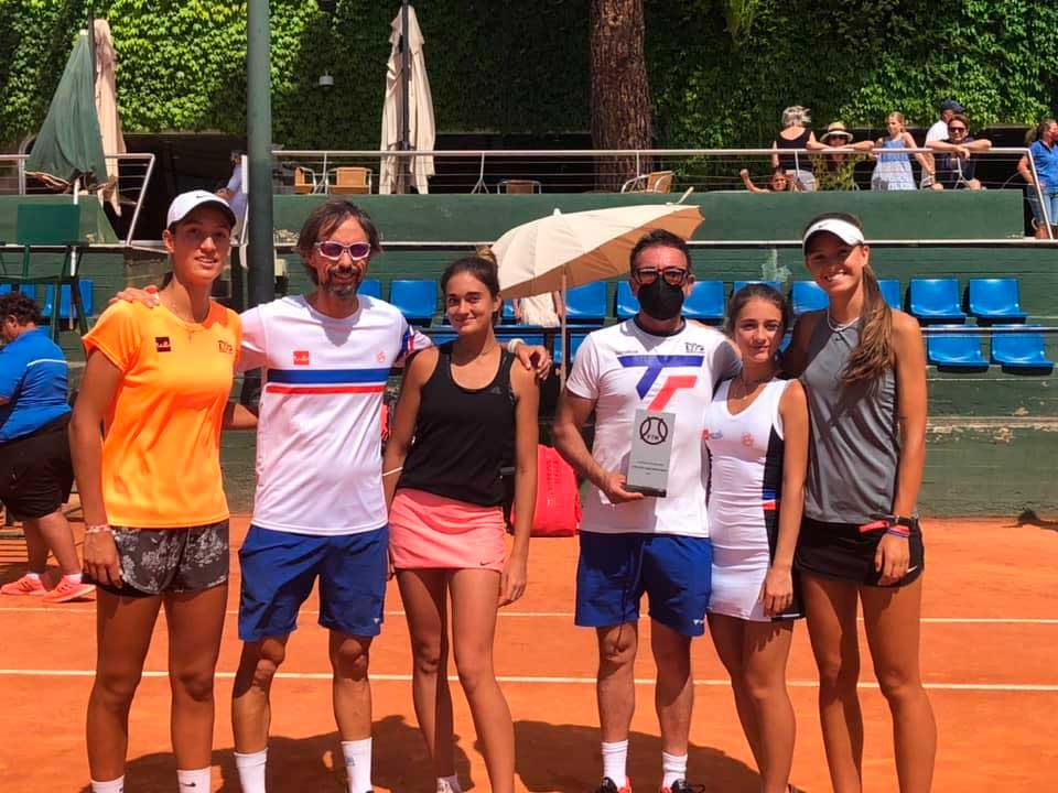 Nuestras chicas de la UE, Campeonas Junior de Madrid por Equipos. Escuela de Alto Rendimiento de Tenis
