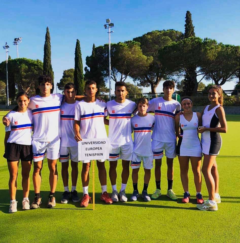 Subcampeonas en el Campeonato de España Cadete por Equipos. Escuela de Alto Rendimiento de Tenis  