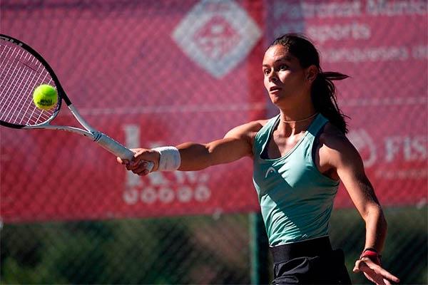 María García Cid, campeona de España Junior. Escuela de Alto Rendimiento de Tenis de la UE