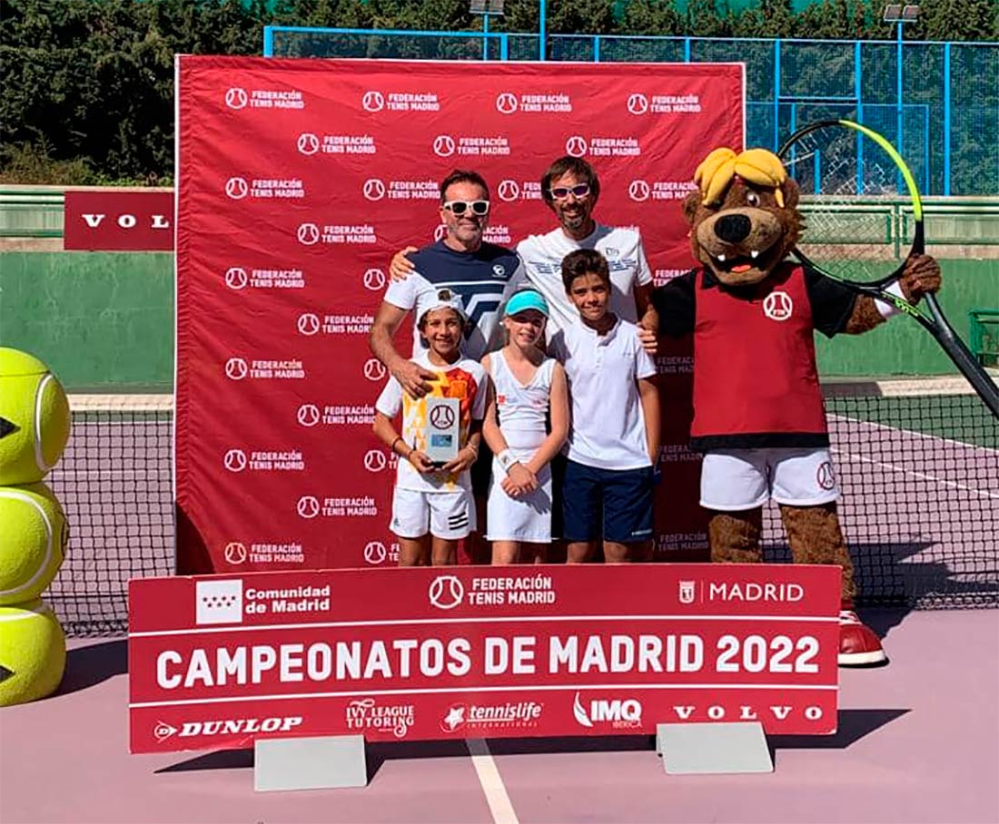 El Equipo Benjamín de la Escuela de Alto Rendimiento de tenis de la UE es Campeón de Madrid