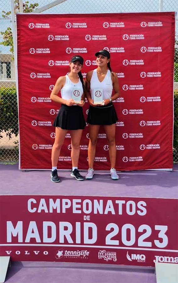 Candela Cimarra se proclama campeona de Madrid Junior en la categoría de dobles